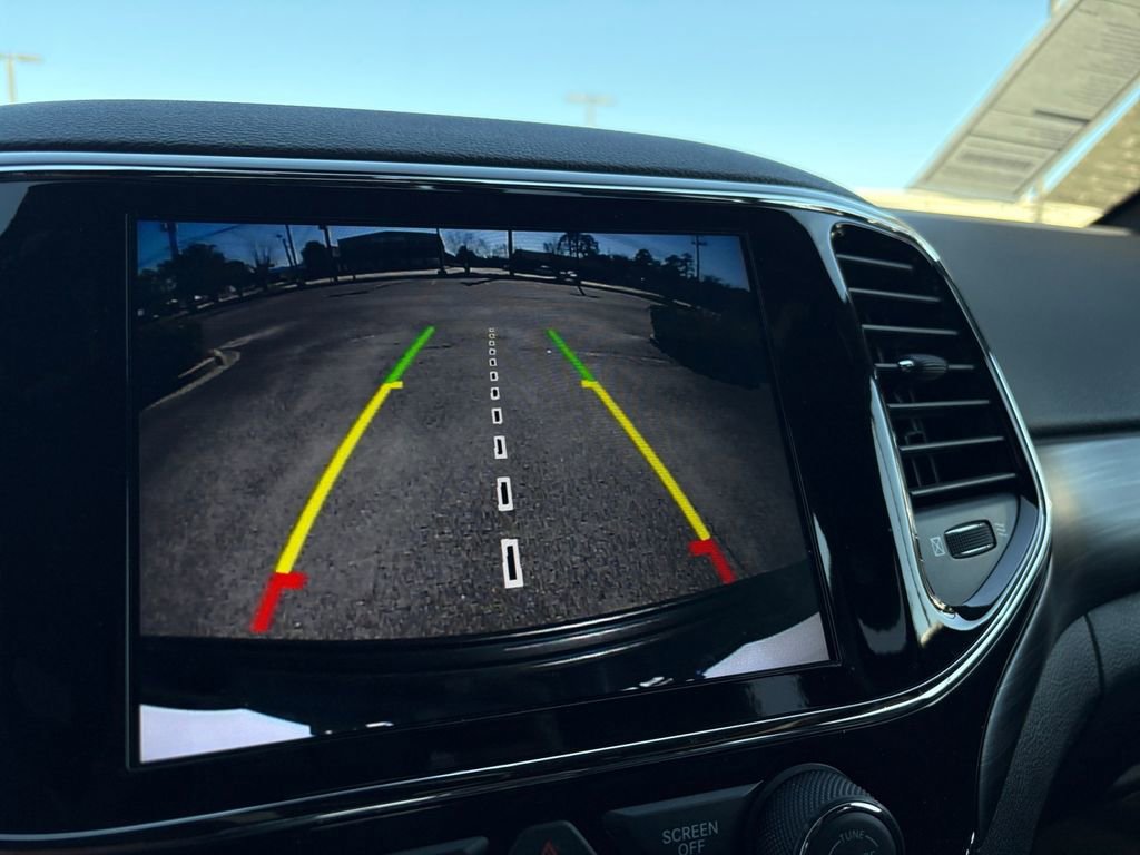 Used 2021 Jeep Grand Cherokee Laredo X image 17