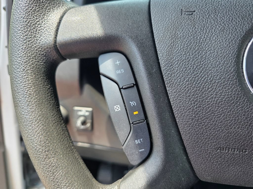 Used 2024 Chevrolet Express 2500 w/ Driver Convenience Package RWD image 20