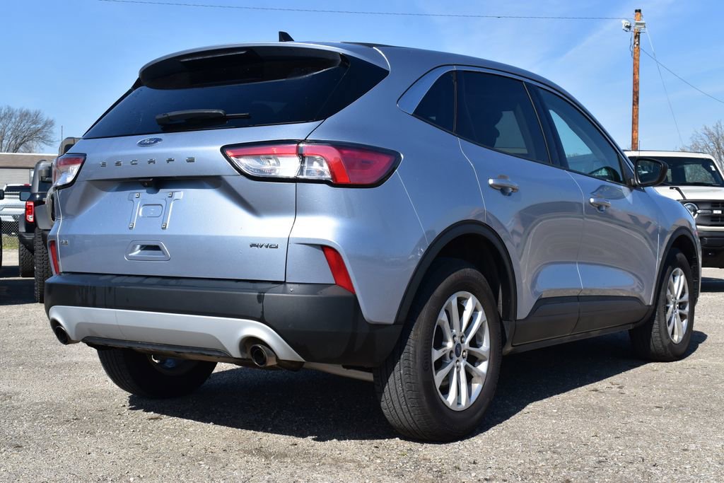 Certified 2022 Ford Escape SE w/ Cold Weather Package image 5