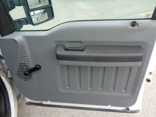 Used 2013 Ford F350 XL image 18