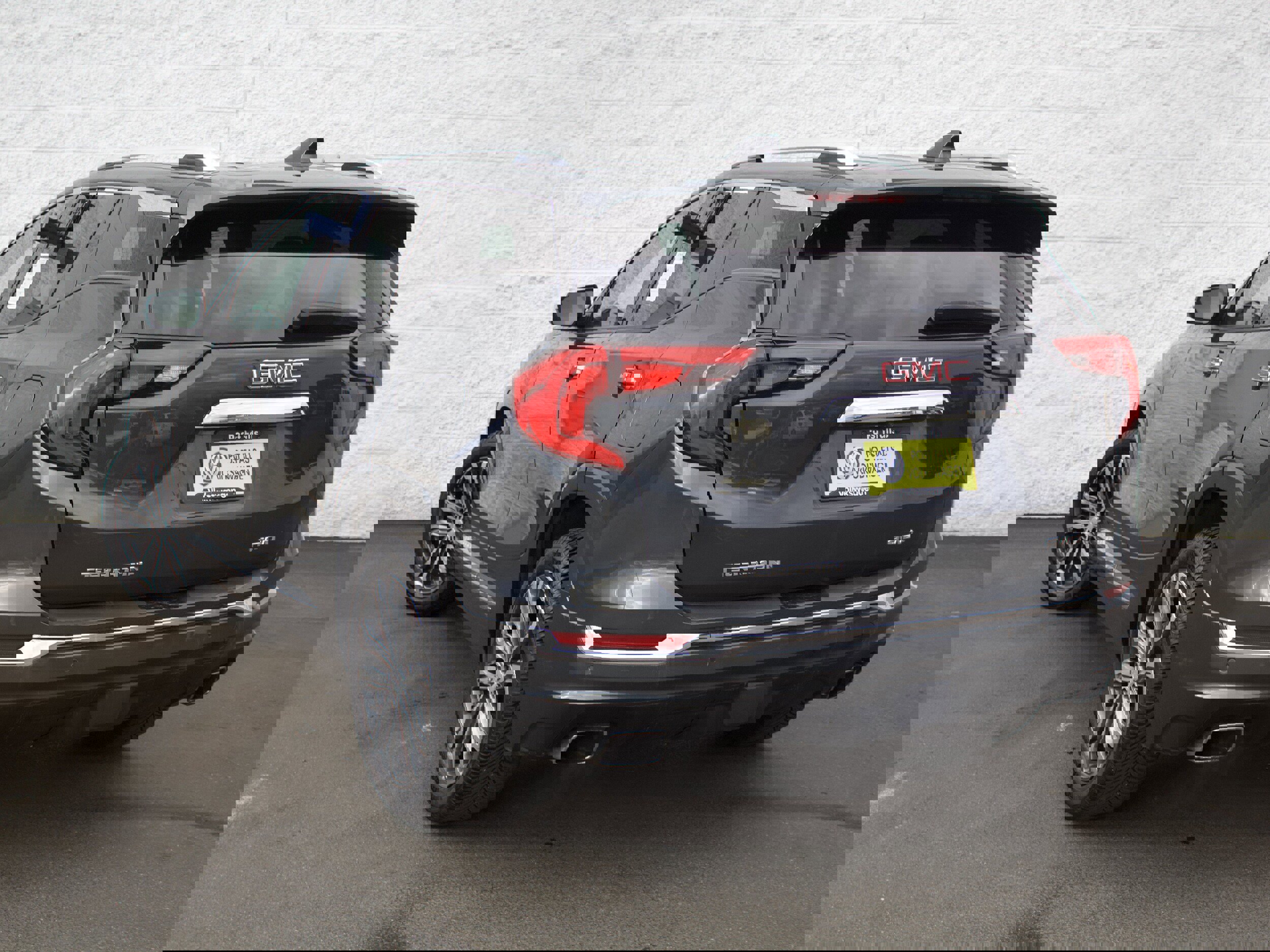 Used 2018 GMC Terrain Denali w/ Advanced Safety Package image 6