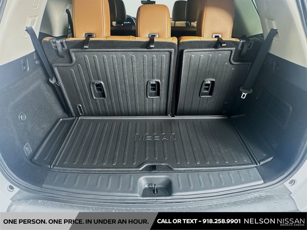 New 2026 Nissan Pathfinder Platinum image 27