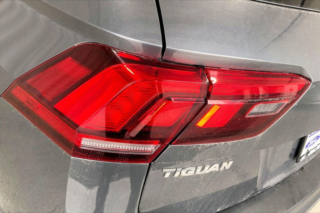 Used 2018 Volkswagen Tiguan S FWD image 13