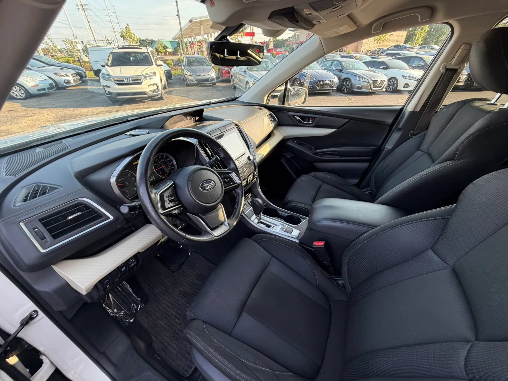 Used 2019 Subaru Ascent Premium AWD/4WD image 16