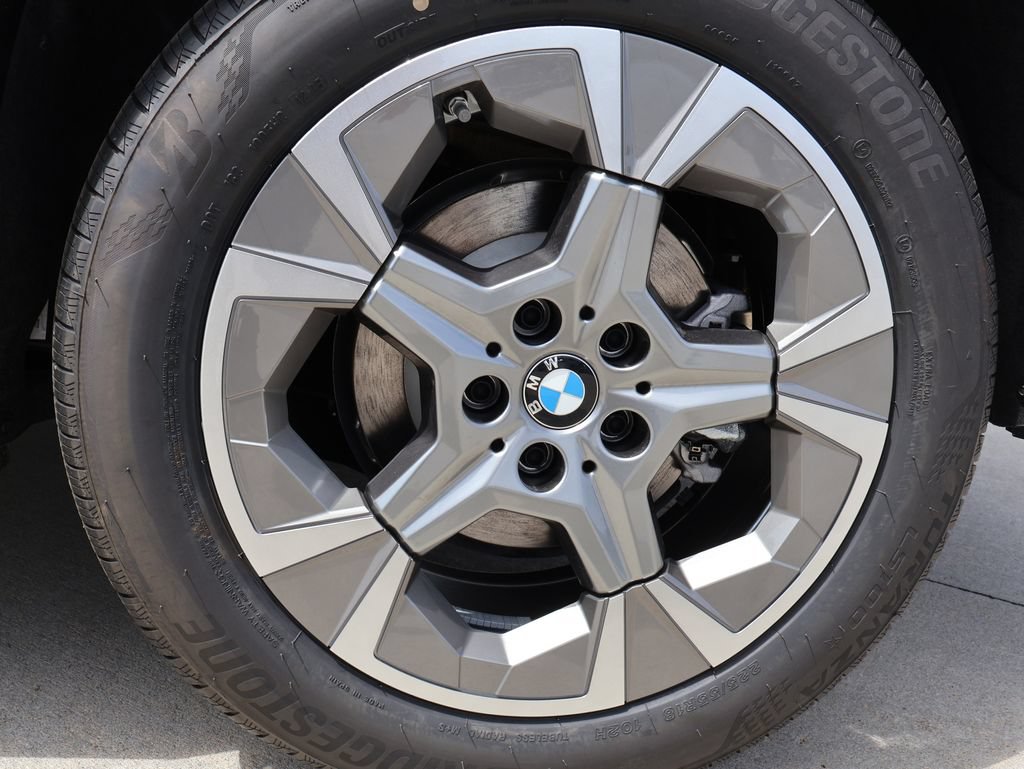 Certified 2025 BMW X1 xDrive28i w/ Technology Package AWD/4WD image 42