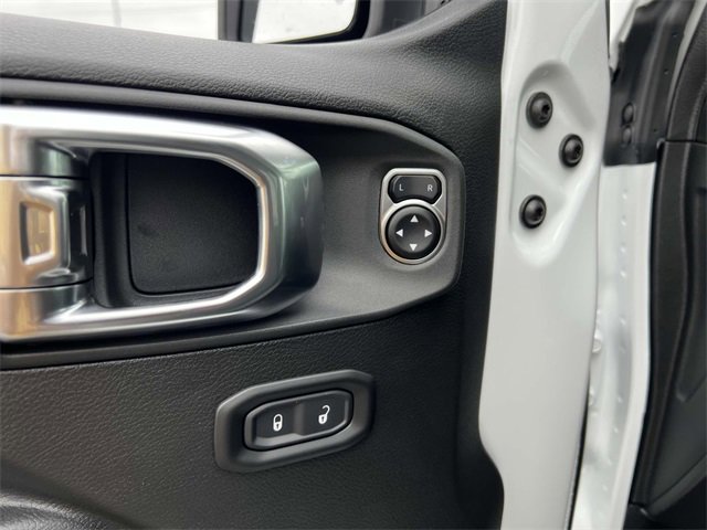 New 2025 Jeep Gladiator Sport image 14