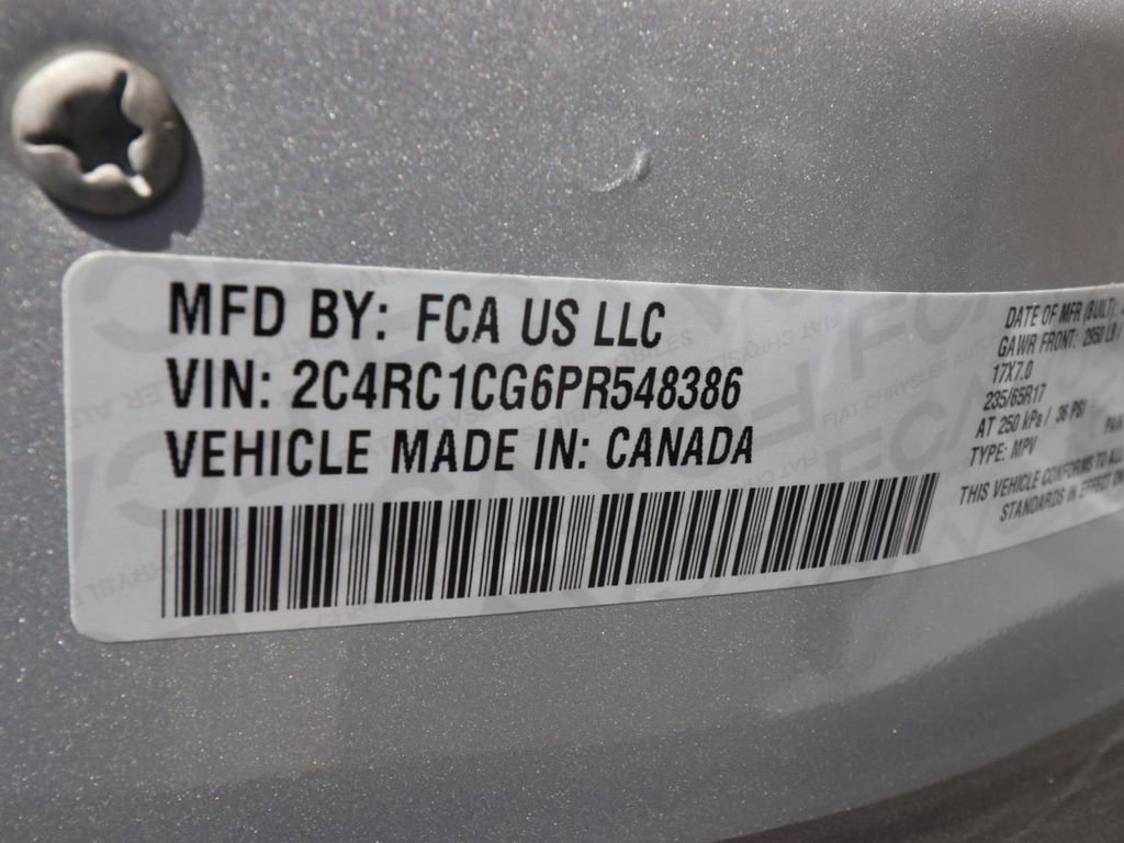 Used 2023 Chrysler Voyager LX image 25