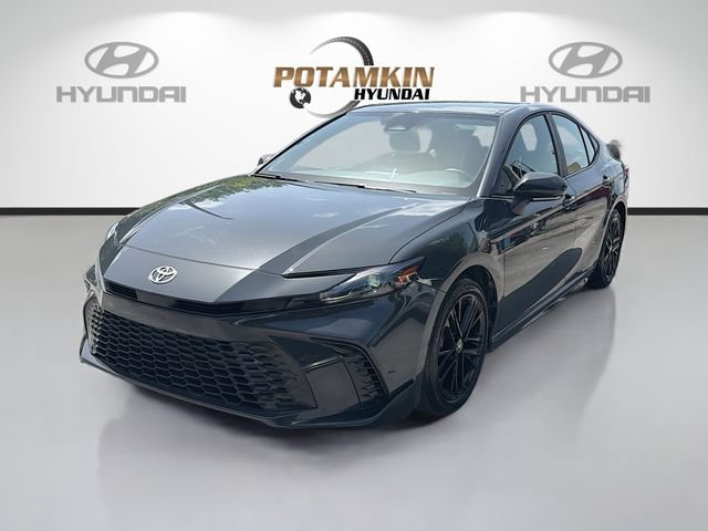 Used 2025 Toyota Camry SE