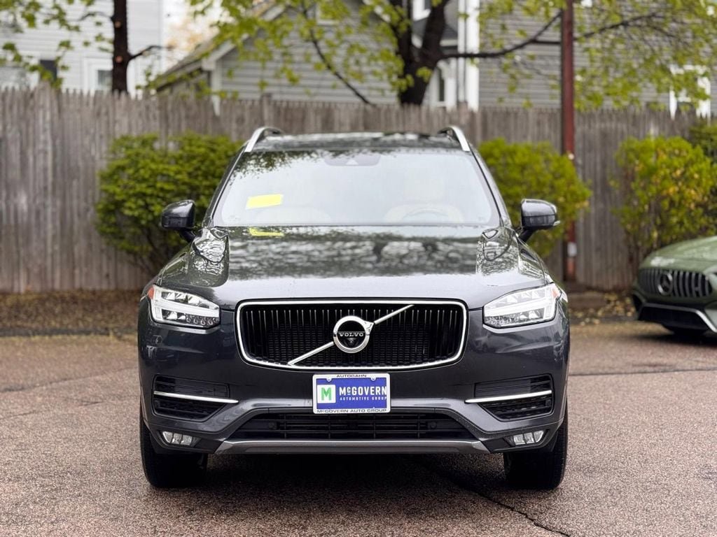 Used 2017 Volvo XC90 T6 Momentum w/ Vision Package AWD/4WD image 9