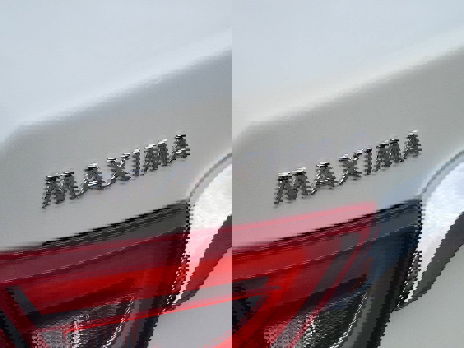 Used 2018 Nissan Maxima SR image 22