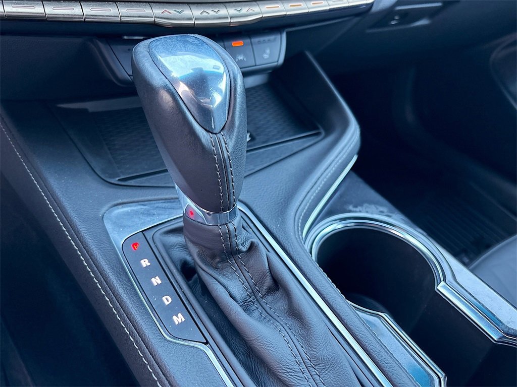 Used 2025 Cadillac CT4 Luxury image 17