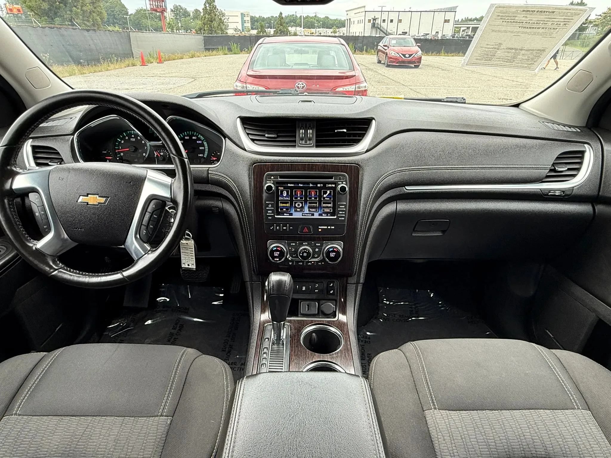 Used 2016 Chevrolet Traverse LT AWD/4WD image 3