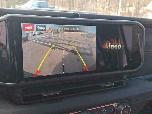 Used 2024 Jeep Wrangler Unlimited Rubicon 392 image 18