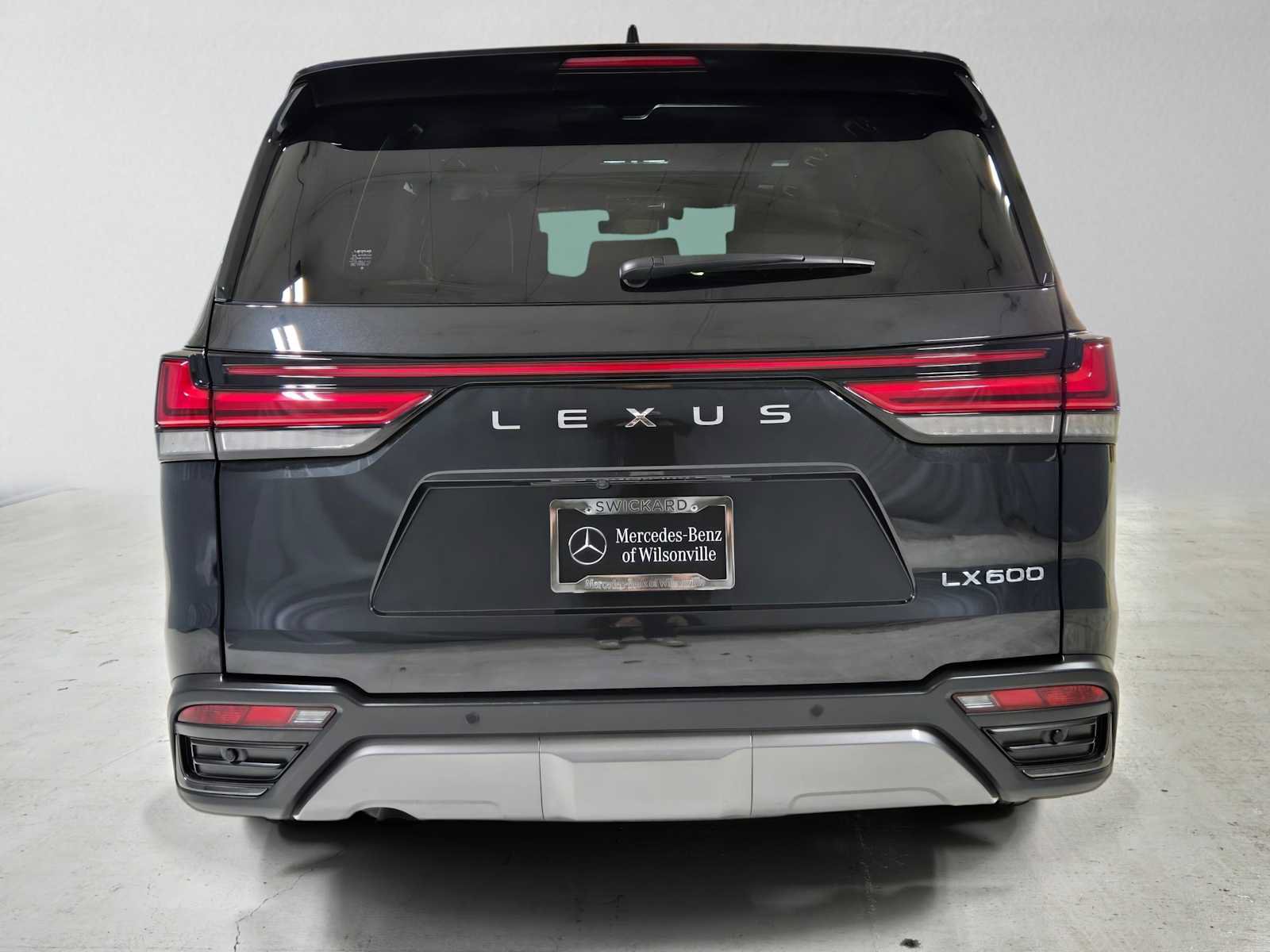Used 2026 Lexus LX 600 4WD w/ Appearance Package image 4