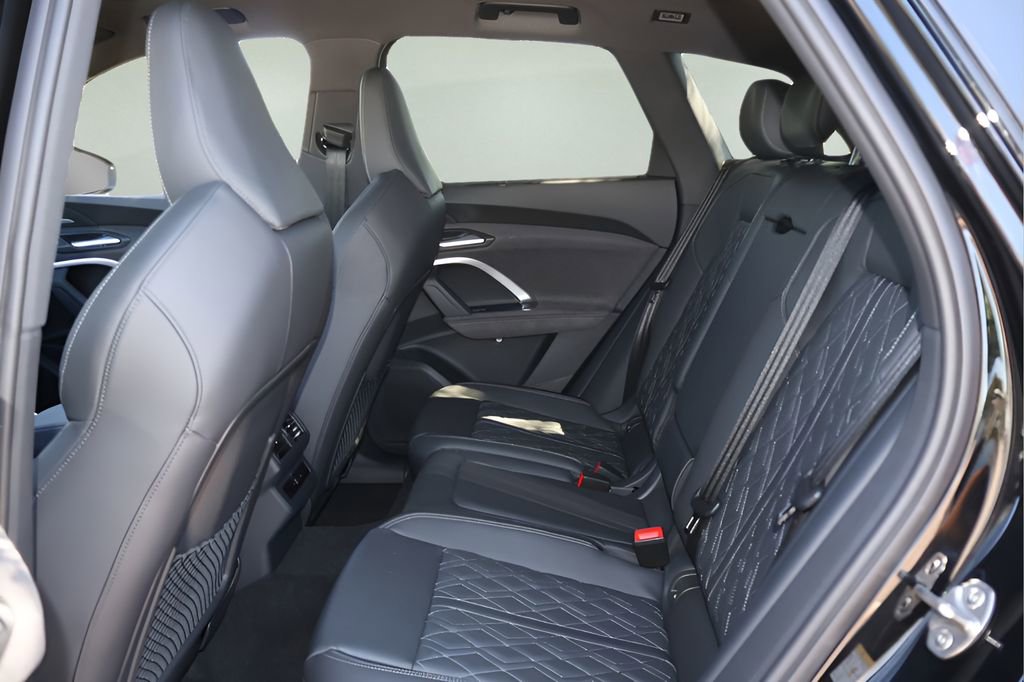 New 2026 Audi SQ5 Premium Plus AWD/4WD image 13