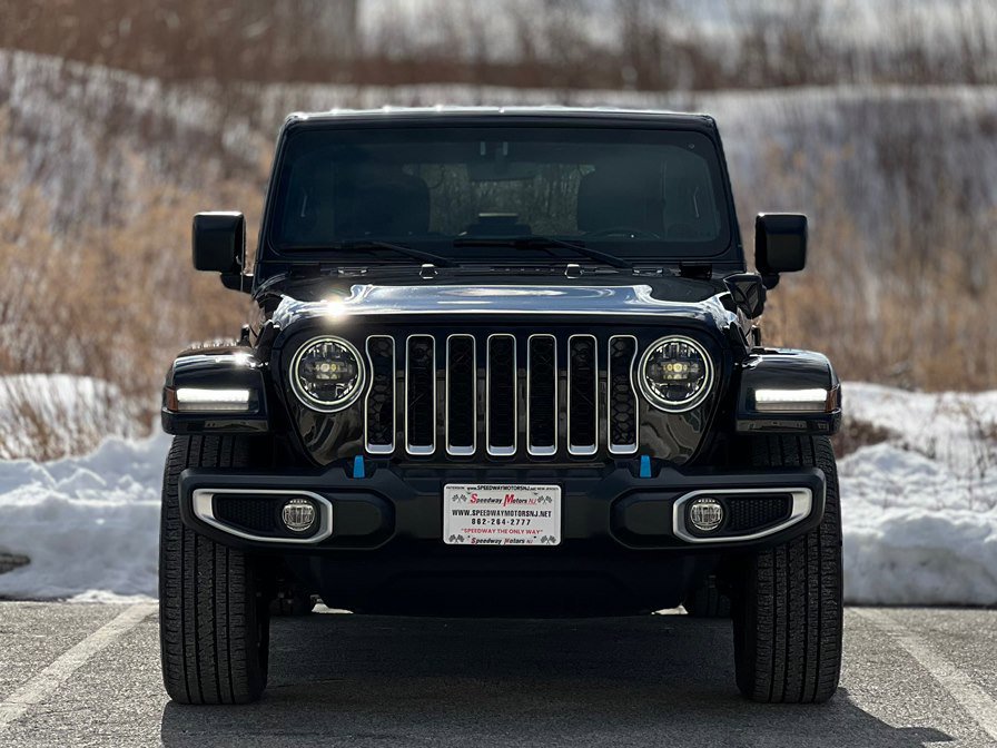 Used 2023 Jeep Wrangler Sahara w/ Cold Weather Group image 3