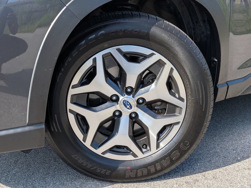 Used 2022 Subaru Forester Premium AWD/4WD image 6