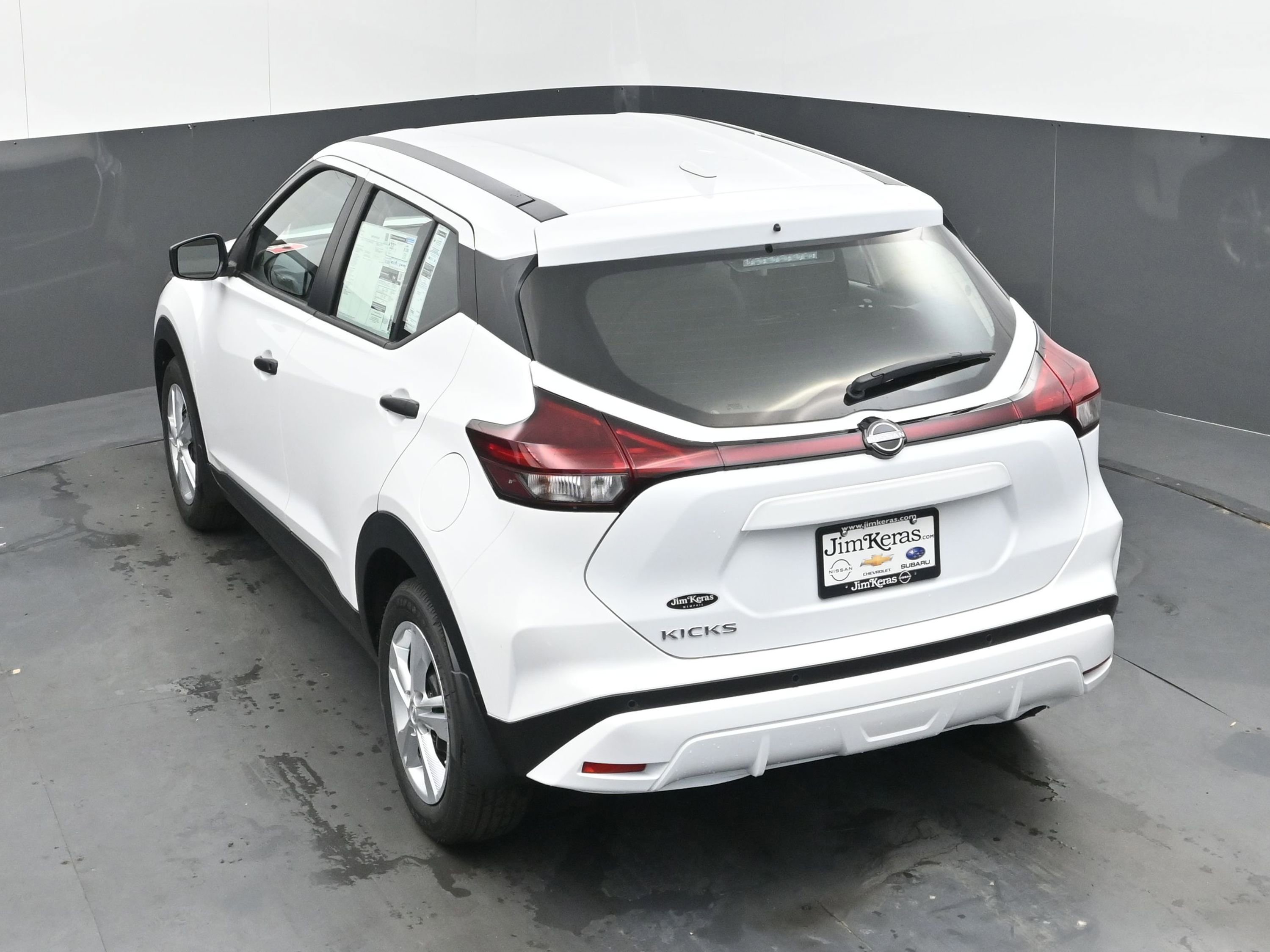 Certified 2025 Nissan Kicks Play S image 35