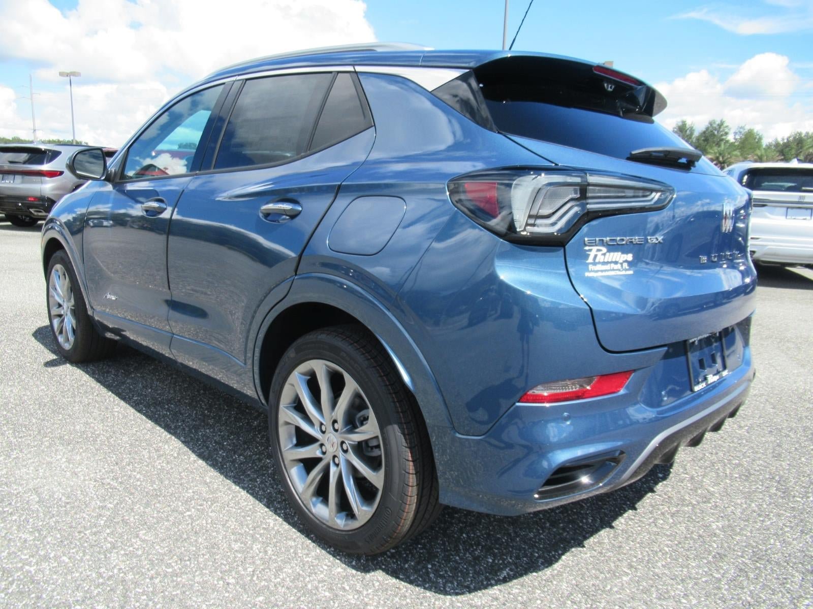 New 2026 Buick Encore GX Avenir w/ Avenir Technology Package FWD image 5