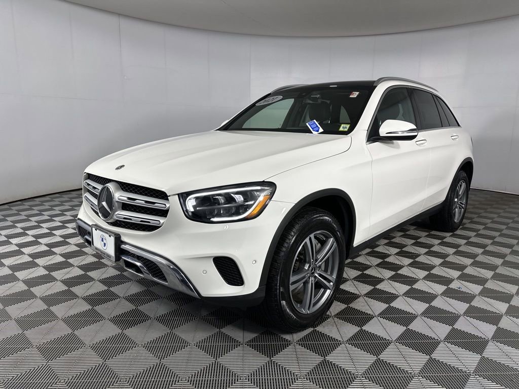 Used 2021 Mercedes-Benz GLC 300 4MATIC image 3