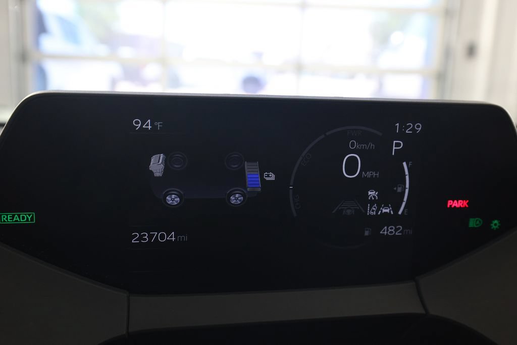 Used 2025 Toyota Prius LE FWD image 18