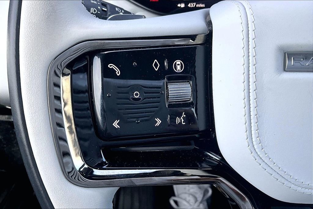 Used 2025 Land Rover Range Rover Sport Dynamic SE image 20