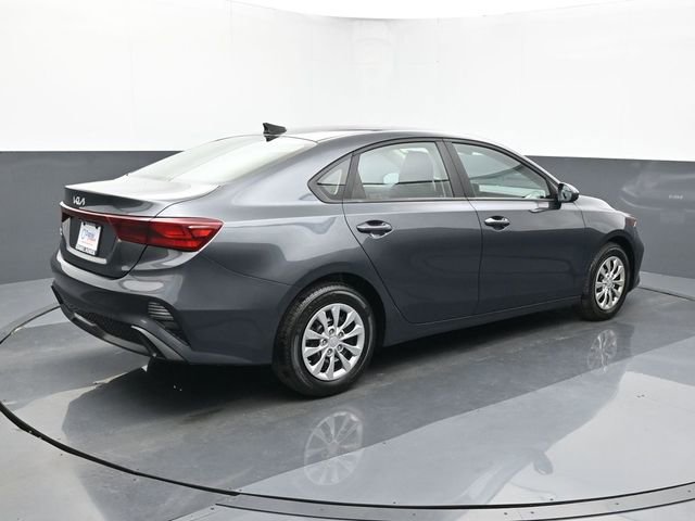 Used 2024 Kia Forte LX image 5