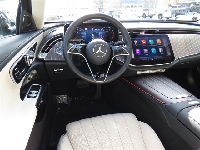 Used 2025 Mercedes-Benz E 450 4MATIC Sedan image 10