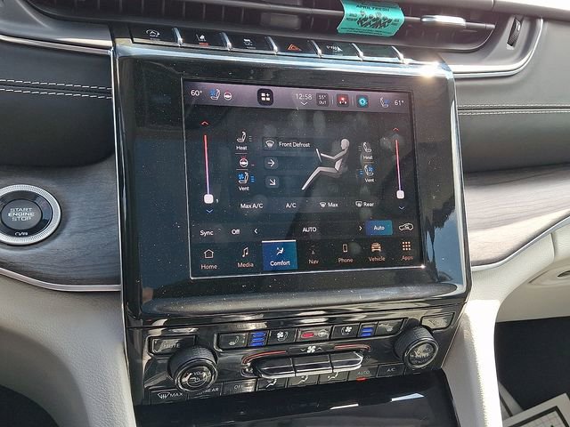 Used 2022 Jeep Grand Cherokee Overland image 16