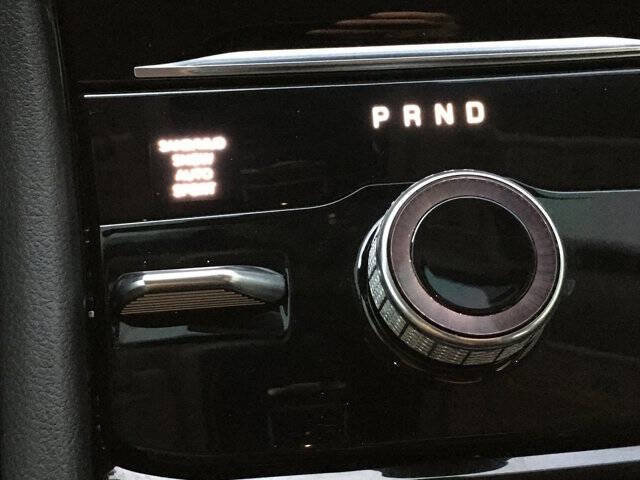 Used 2023 Jeep Grand Cherokee L Limited w/ Luxury Tech Group II image 27