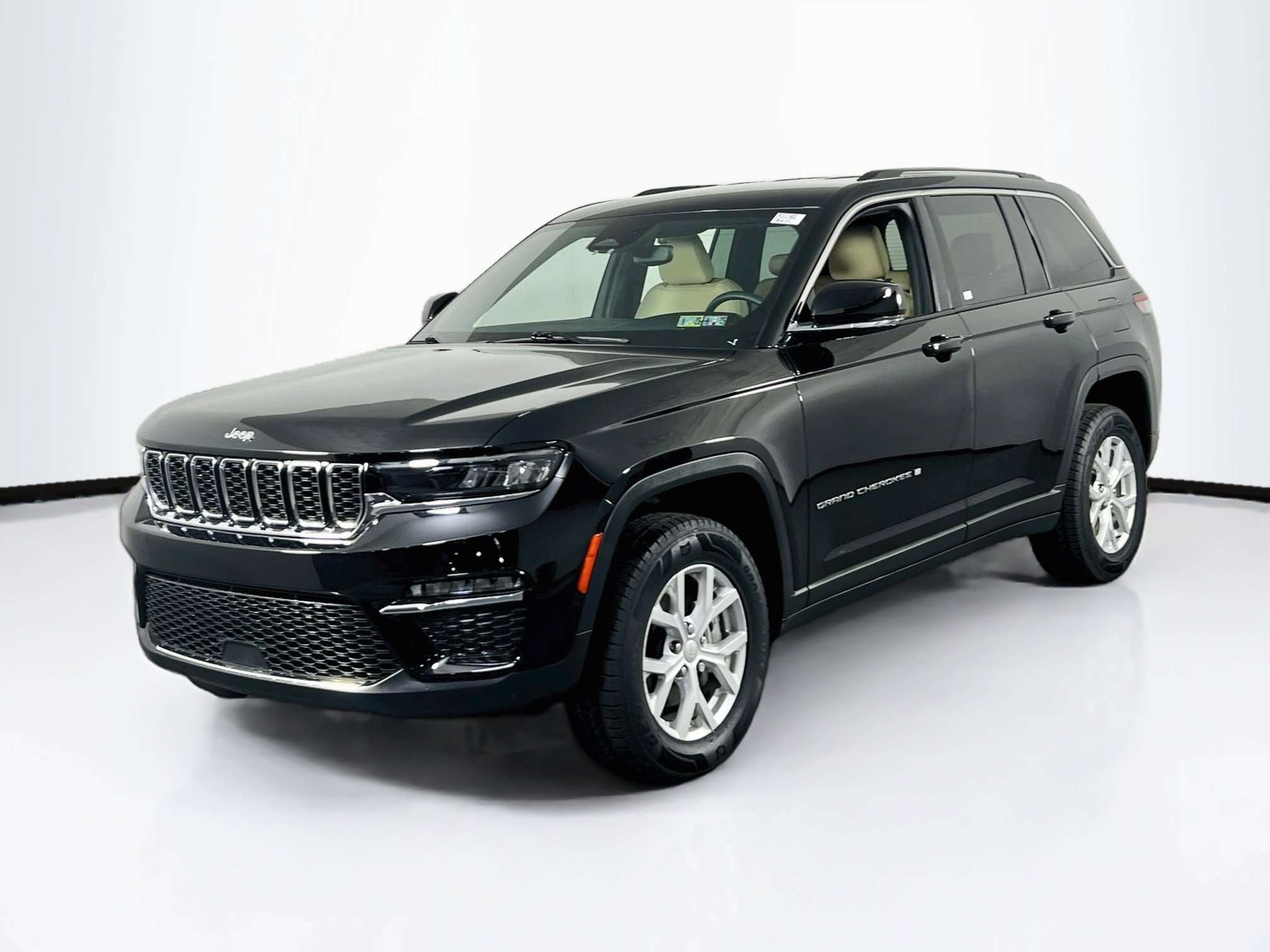 Used 2023 Jeep Grand Cherokee Limited AWD/4WD video 1