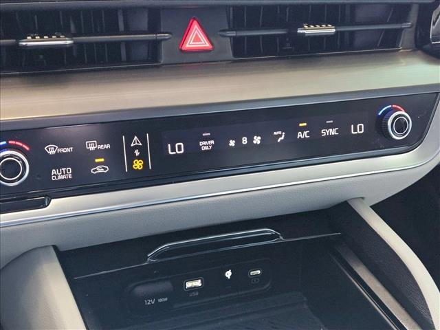 Used 2023 Kia Sportage EX image 10