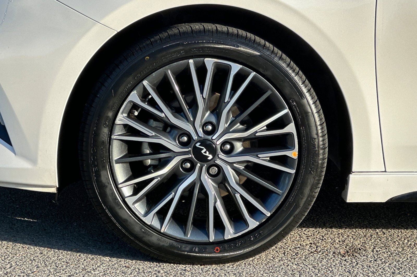 Used 2023 Kia Forte GT-Line w/ GT-Line Technology Package image 30