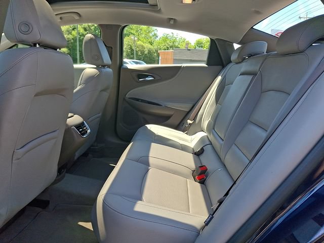 Used 2017 Chevrolet Malibu Premier w/ Premier Sun and Wheel Package FWD image 11