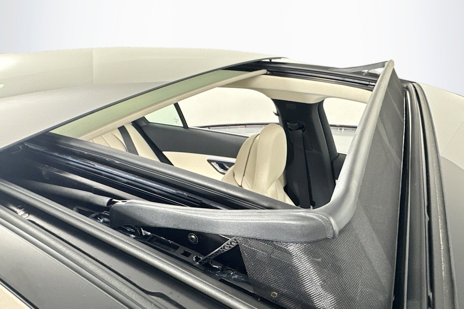 New 2026 Mercedes-Benz E 450 4MATIC Sedan image 21