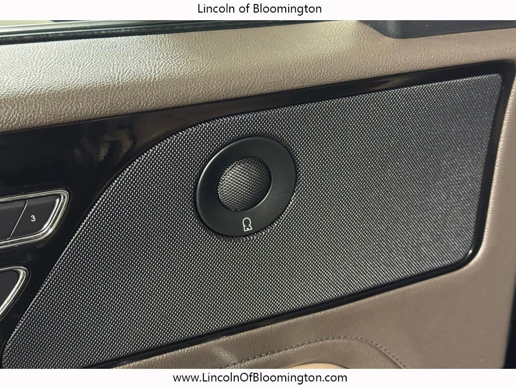 Certified 2023 Lincoln Aviator Reserve w/ Equipment Group 201A image 24