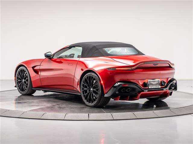 Used 2023 Aston Martin V8 Vantage Roadster image 18