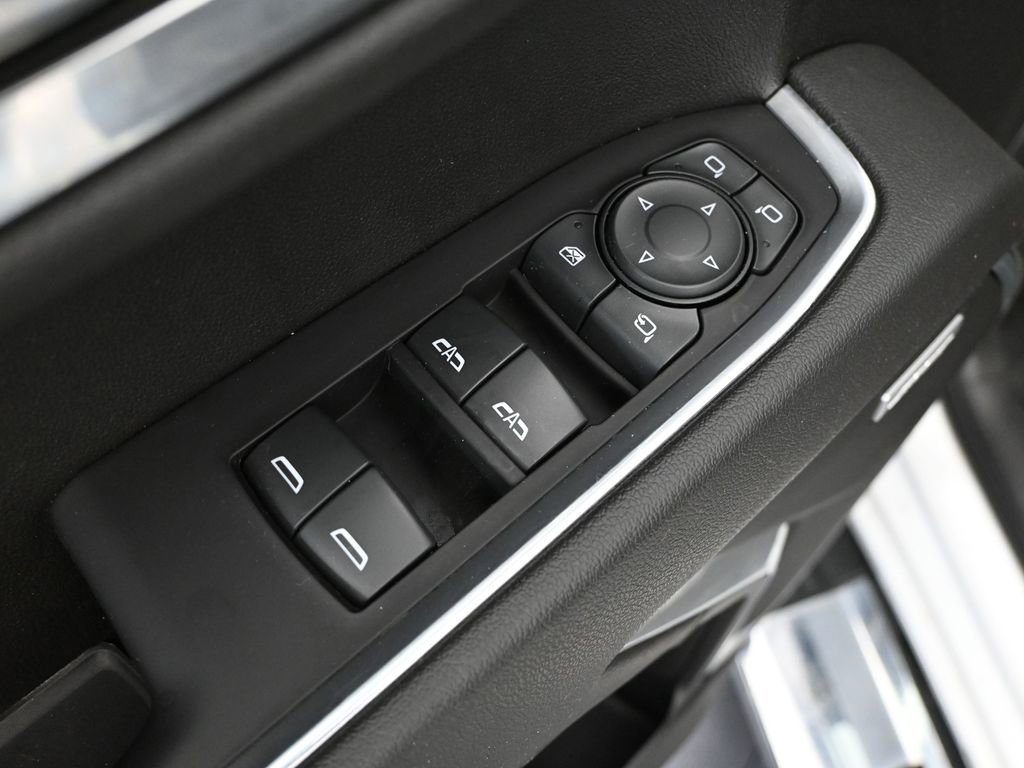 Used 2023 Chevrolet Silverado 1500 LTZ w/ LTZ Convenience Package II image 23