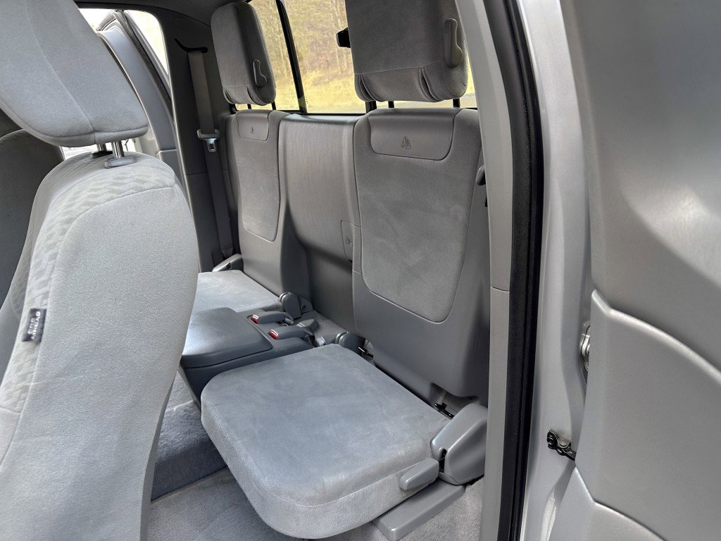 Used 2011 Toyota Tacoma w/ SR5 Pkg #2 image 25