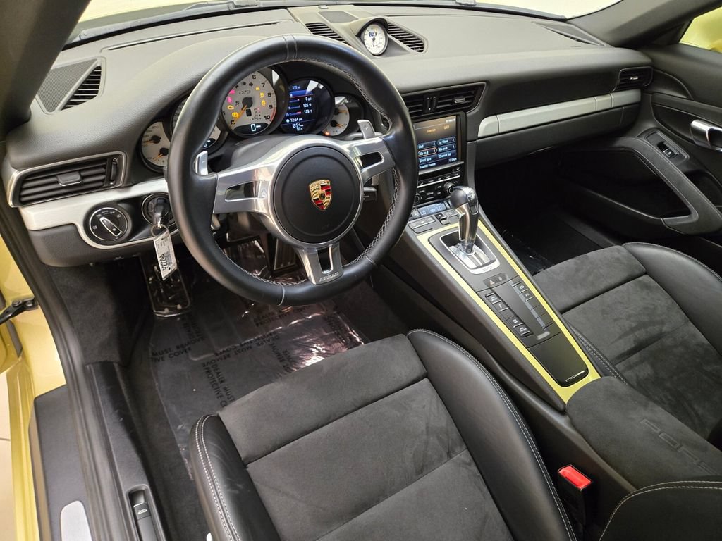 Used 2015 Porsche 911 GT3 RWD image 19