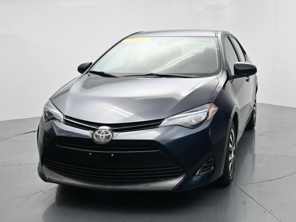 Used 2019 Toyota Corolla LE FWD image 3