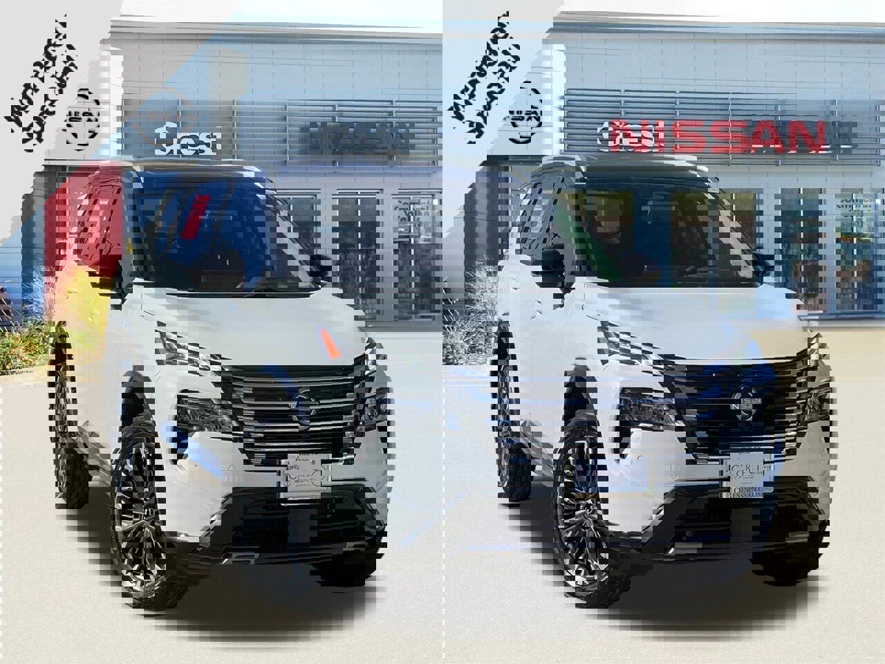 Certified 2025 Nissan Rogue Platinum w/ Tech Package image 1