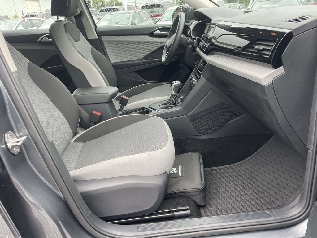 Certified 2023 Volkswagen Taos S FWD image 10