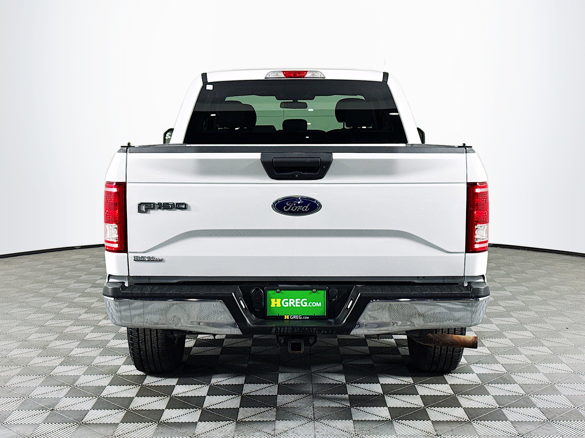 Used 2017 Ford F150 XLT w/ Trailer Tow Package image 8