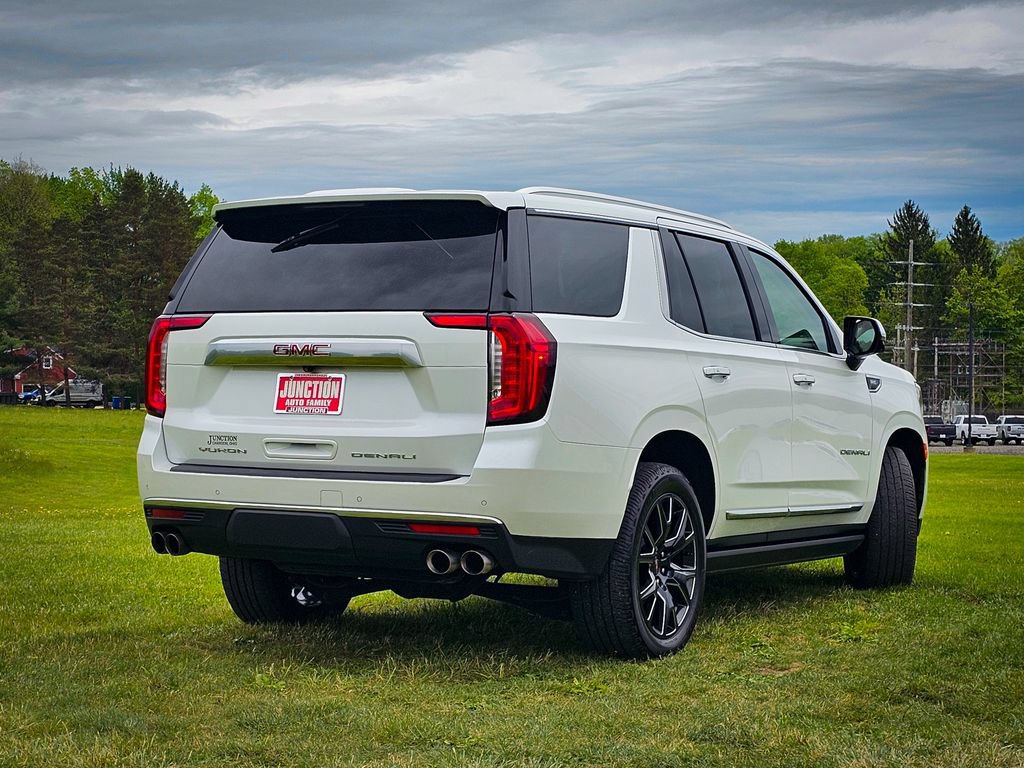 Used 2023 GMC Yukon Denali AWD/4WD image 3