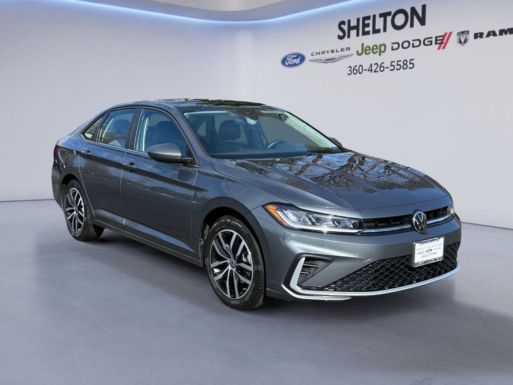 Used 2025 Volkswagen Jetta SE image 7