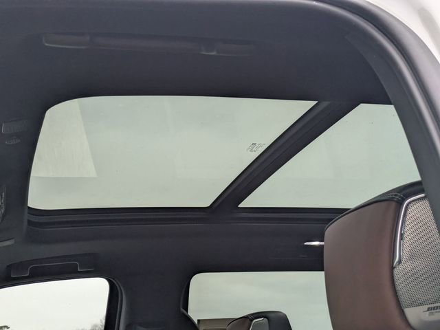 Used 2023 GMC Yukon Denali Ultimate image 15