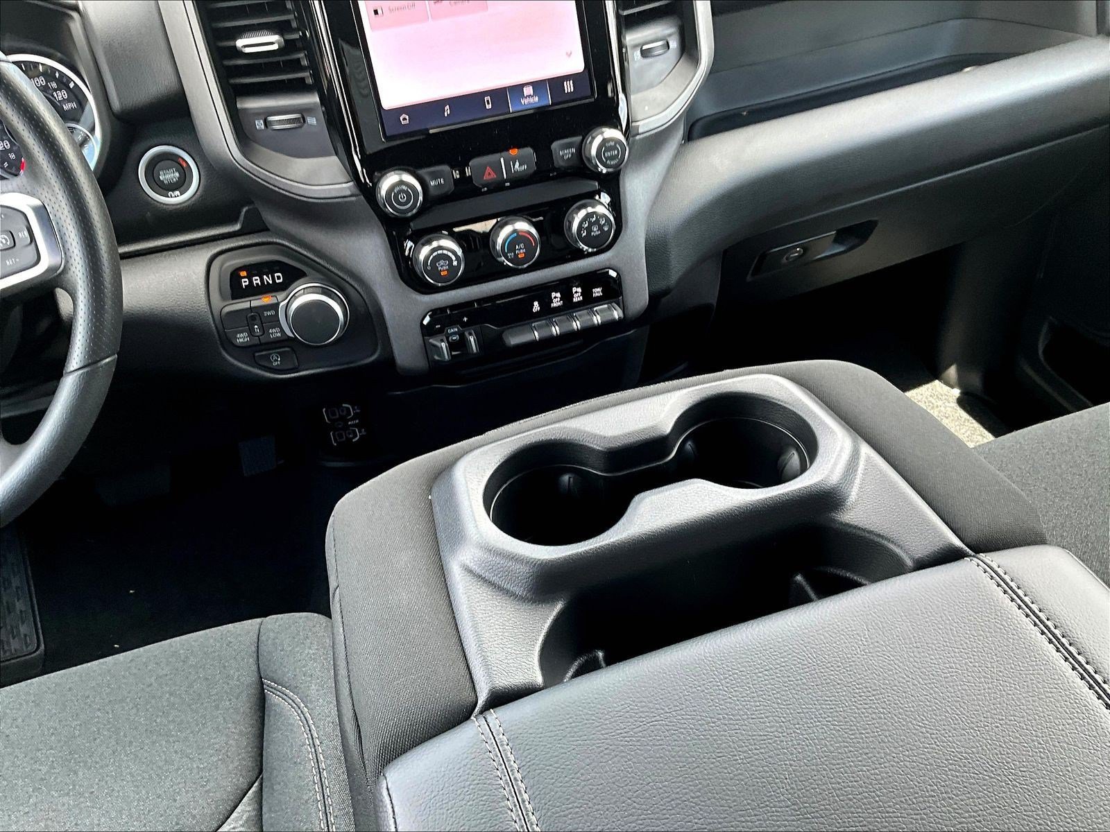 New 2026 RAM 1500 Express AWD/4WD image 12