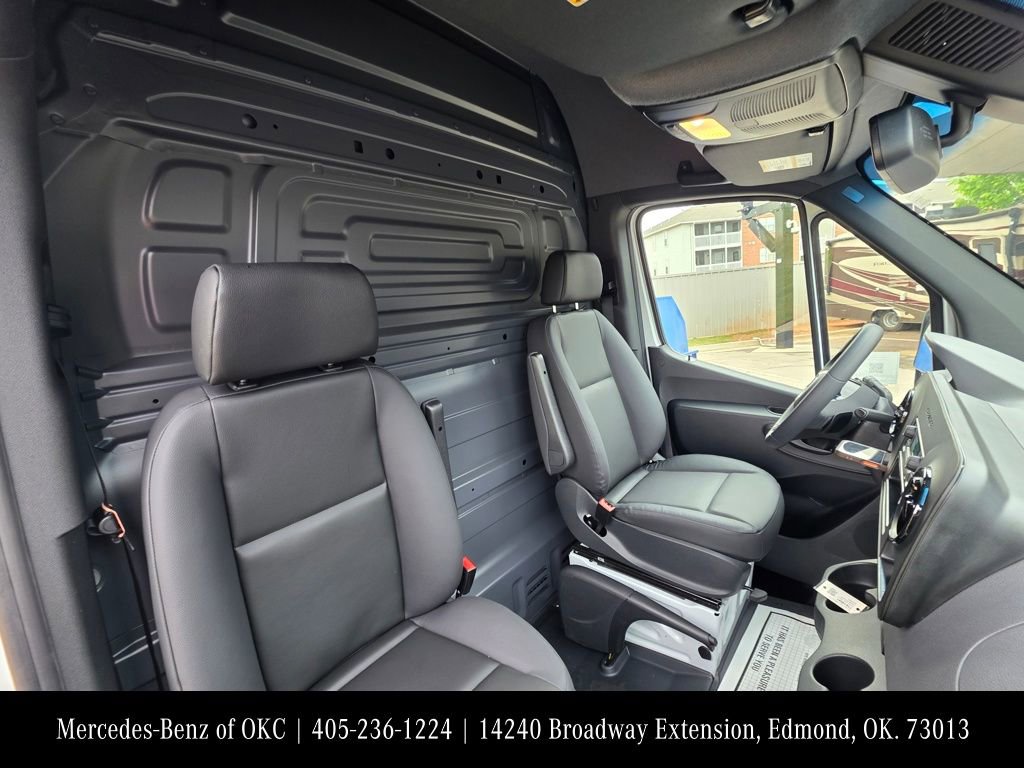 New 2026 Mercedes-Benz Sprinter 2500 image 13