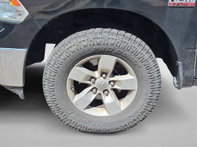 Used 2020 RAM 1500 Classic SLT AWD/4WD image 15